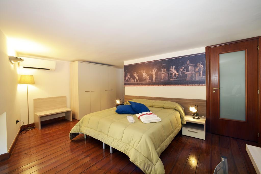 Italia Apartment Νάπολη Εξωτερικό φωτογραφία