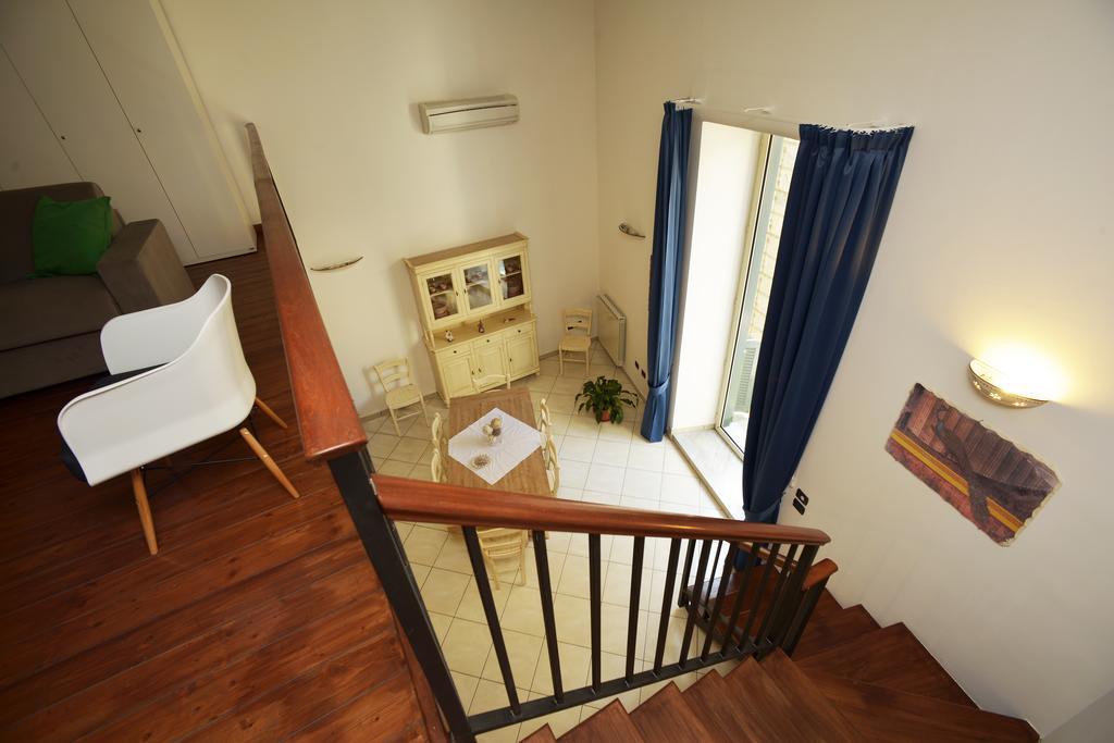 Italia Apartment Νάπολη Εξωτερικό φωτογραφία